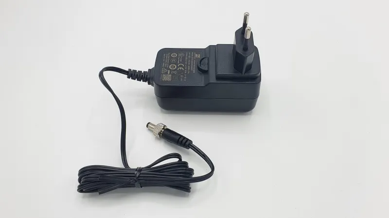 FOURKAY 12V 2.5 Amp PSU