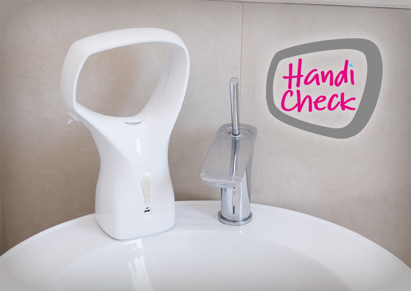 HandiCheck integrated hand hygiene unit