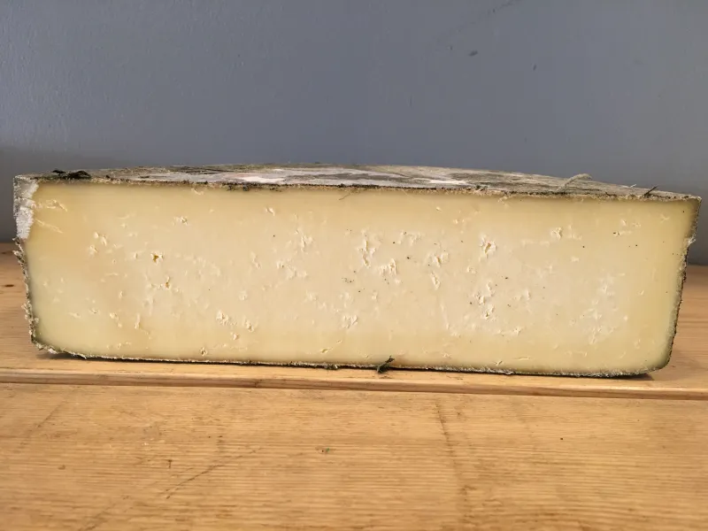 Cornish Yarg cheese